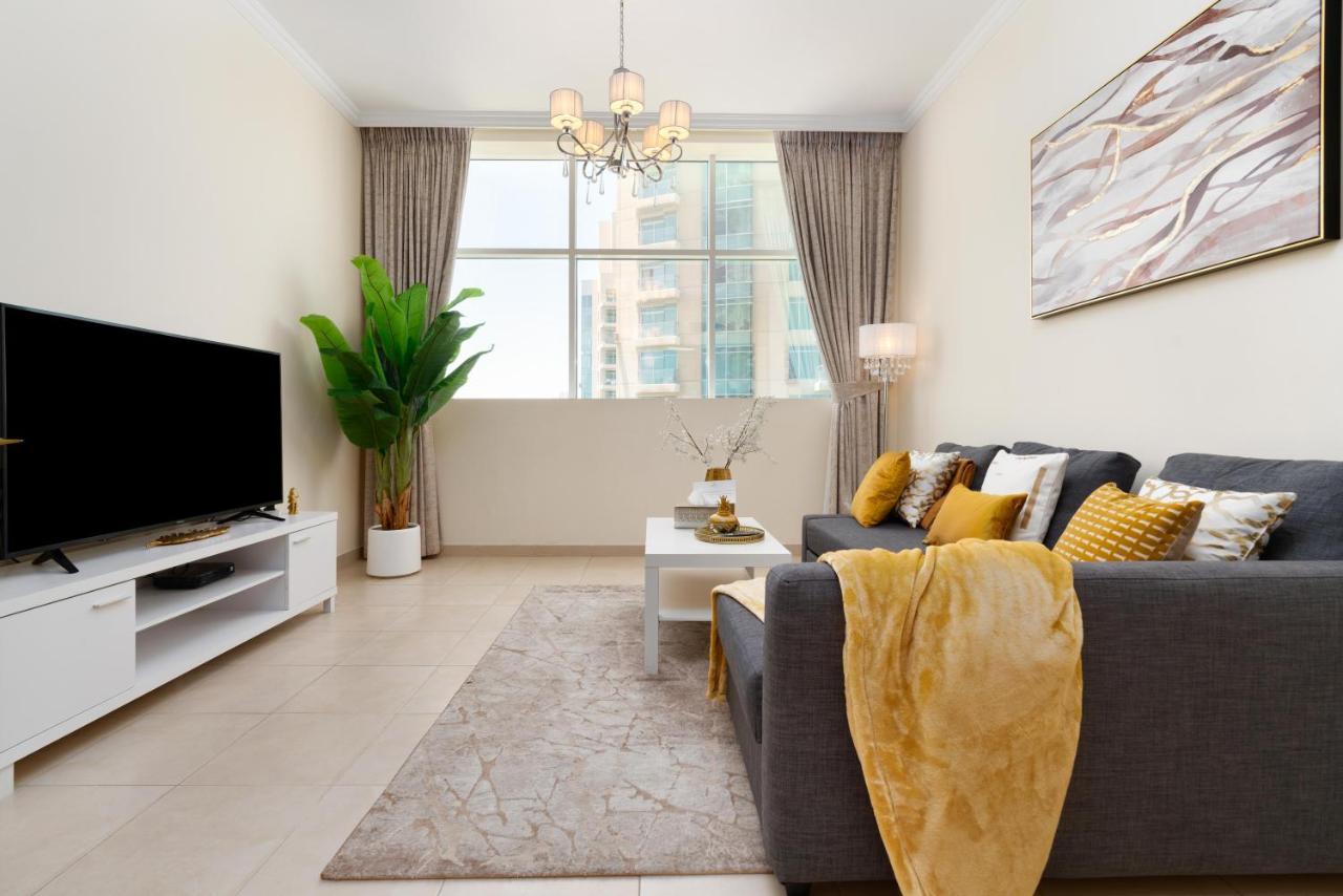 Spacious 2 Beds 5 Min Walk From Dubai Mall With Brand New Gym And Rooftop Swimming Pool Apartment Exterior photo